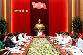 Ban Thường vụ Tỉnh ủy cho ý kiến vào dự thảo các chương trình hành động và chủ trương đầu tư cầu Hòa Bình 6