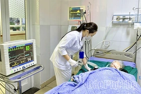 Cấp cứu thành công người bệnh sốc mất máu do loét tá tràng