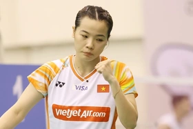 Thùy Linh thắng nghẹt thở ở giải Pháp