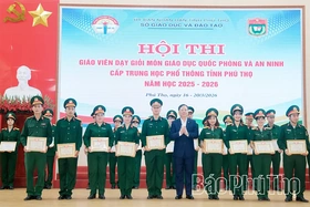 Bế mạc Hội thi giáo viên dạy giỏi môn Giáo dục Quốc phòng và An ninh cấp THPT năm học 2025 - 2026