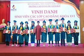 Một trường chỉ hơn 100 sinh viên tốt nghiệp nhưng có đến 4.400 cơ hội việc làm