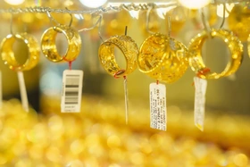 Giá vàng hôm nay 25/3/2026: Lao dốc rồi bật lên mạnh, SJC và nhẫn trơn tăng bốc đầu