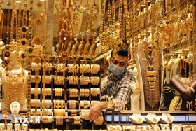 Giá vàng đảo chiều đi xuống khi xung đột Trung Đông bước sang tuần thứ 5