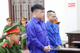 Mua bán, tiêu thụ gần 1kg ma túy, 2 bị cáo lĩnh tổng hình phạt hơn 27 năm tù