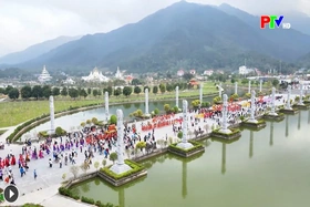 Khu di tích quốc gia đặc biệt Tây Thiên đón hơn 8.000 lượt khách