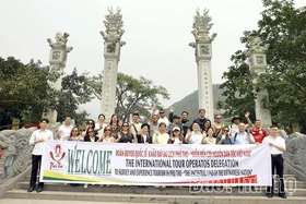 Các doanh nghiệp lữ hành quốc tế khảo sát một số địa điểm du lịch tại Phú Thọ