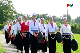 Giữ hồn chiêng Mường giữa nhịp sống hiện đại