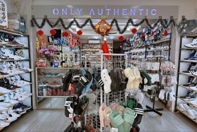 Trung Sneaker - Hệ thống cung cấp giày thể thao và thời trang chính hãng