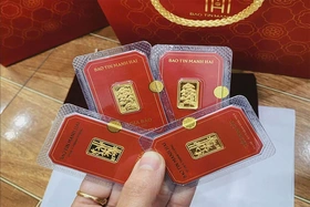 Giá vàng trong nước đảo chiều sụt giảm sáng 16/4