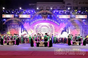 A Multi-Colored Cultural Tapestry at the Hung Temple Festival