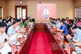 Phổ biến, quán triệt và triển khai các văn kiện, nghị quyết về công tác kiểm tra, giám sát, kỷ luật của Đảng