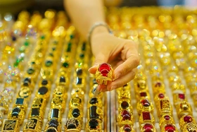 Giá vàng hôm nay 21/4/2026 tăng cao trở lại, trong nước SJC và nhẫn bứt phá