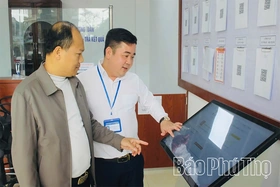 Những “lớp học không bảng đen”