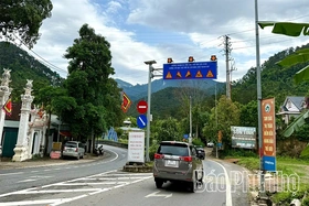 Cảnh báo nguy cơ mất an toàn giao thông trên đường lên Tam Đảo dịp nghỉ lễ