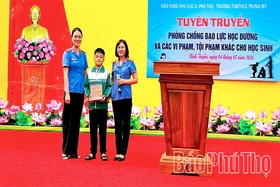 Tuyên truyền pháp luật cho hơn 1.400 học sinh Trường TH&THCS Trung Mỹ