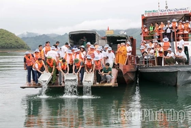 Gieo mầm sống xuống dòng Đà Giang