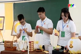 Lan tỏa tinh thần khởi nghiệp trong học sinh Đất Tổ