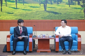 Provincial People’s Committee Chairman Tran Duy Dong Directs Resolution of Obstacles for Toyota Boshoku Hanoi