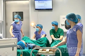 Lấy sự hài lòng của người bệnh làm “thước đo” đánh giá cán bộ