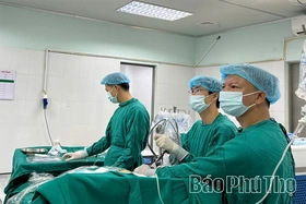 Tích cực ứng dụng công nghệ, nâng cao chất lượng khám chữa bệnh