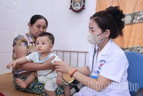 Phùng Nguyên đẩy mạnh triển khai Sổ sức khỏe điện tử trên VNeID