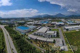 Phát triển công nghiệp gắn với bảo vệ môi trường