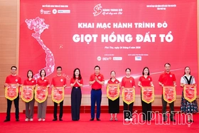 Khai mạc chương trình Hành trình Đỏ “Giọt hồng Đất Tổ” năm 2026