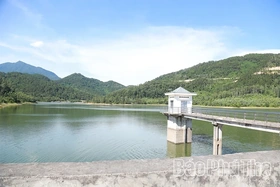 Ban Long Lake - A “Green Gem” at the Foot of Tam Dao