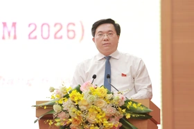 Chung sức, đồng lòng, đổi mới sáng tạo, không lùi bước trước khó khăn để hoàn thành thắng lợi các mục tiêu đề ra (*)&nbsp;