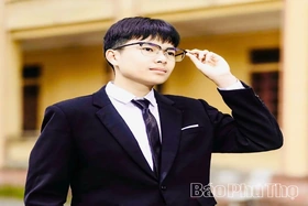 Nam sinh Trường THPT Lê Xoay - một trong hai thủ khoa toàn tỉnh 4 môn thi tốt nghiệp THPT