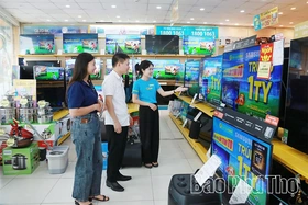 Khi dòng tiền ở lại quê nhà - Kỳ II: Khi làng quê là thị trường sôi động