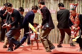 Sức sống mới ở bản người Dao xóm Giang Cáp