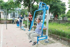 Sân tập cộng đồng - nơi tuổi già thêm vui, thêm khỏe