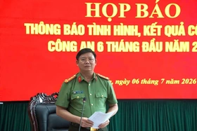 Công an tỉnh Tuyên Quang họp báo, trao đổi thông tin về điều tra vụ điểm Toán cao bất thường