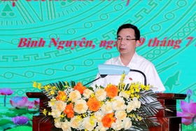 Tổ đại biểu số 12 HĐND tỉnh tiếp xúc cử tri sau Kỳ họp thứ Ba