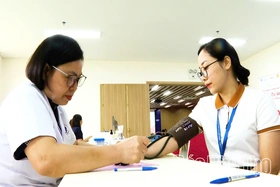 Chương trình “Giọt hồng tri ân - Nghĩa tình tháng 7” tiếp nhận 150 đơn vị máu