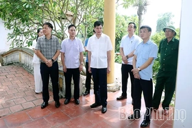 Surveying the Current State of Historical Relics in Thanh Mieu Ward