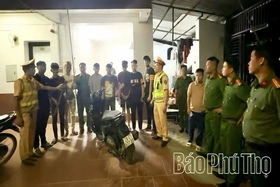 Công an Phú Thọ ngăn chặn nhóm thanh thiếu niên mang hung khí lúc rạng sáng