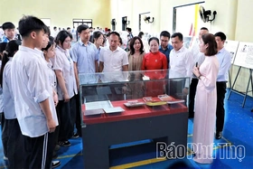 Du lịch học đường - khơi nguồn tri thức, nuôi dưỡng niềm tự hào dân tộc
