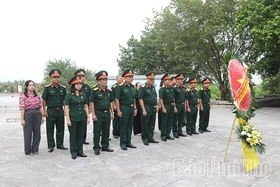 Hội Cựu chiến binh tỉnh dâng hương tưởng niệm các Anh hùng liệt sĩ