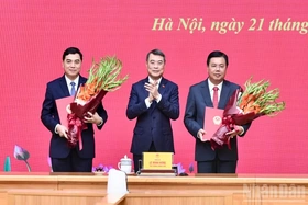 Công bố quyết định của Thủ tướng Chính phủ về công tác cán bộ