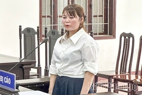 Lĩnh 15 tháng tù vì giả mạo chữ ký để sang tên bìa đất