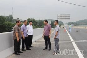 Ministry of Construction Inspects Acceptance Conditions for Project Connecting Noi Bai - Lao Cai and Tuyen Quang - Phu Tho Expressways Through the Province
