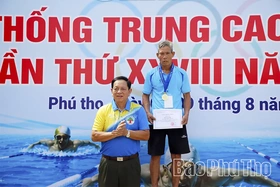 Những dấu ấn nổi bật của Phú Thọ tại Giải bơi truyền thống trung, cao tuổi quốc gia