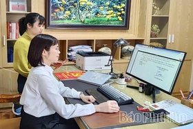 Phát huy vai trò lãnh đạo của Đảng, xây dựng nền hành chính hiện đại