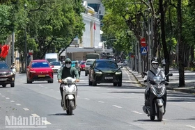 Thời tiết ngày 13/8: Cả nước nắng nóng, Bắc Bộ và Trung Bộ nắng nóng gay gắt hơn 38 độ C