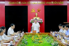 Phó Chủ tịch UBND tỉnh Vũ Việt Văn yêu cầu hoàn thiện định mức dịch vụ đô thị