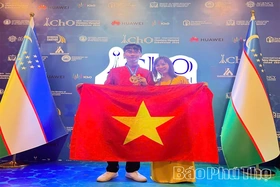 Khen thưởng học sinh đoạt Huy chương Olympic khu vực - quốc tế