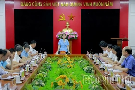 Thúc đẩy tăng trưởng khu vực thương mại, dịch vụ