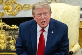 Tổng thống Trump phủ nhận đàm phán, tuyên bố eo biển Hormuz là “lãnh thổ mới của Mỹ”